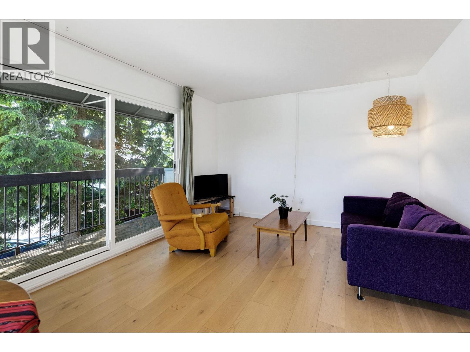 219 2910 E Pender Street, Vancouver, British Columbia  V5K 2C3 - Photo 1 - R3150615