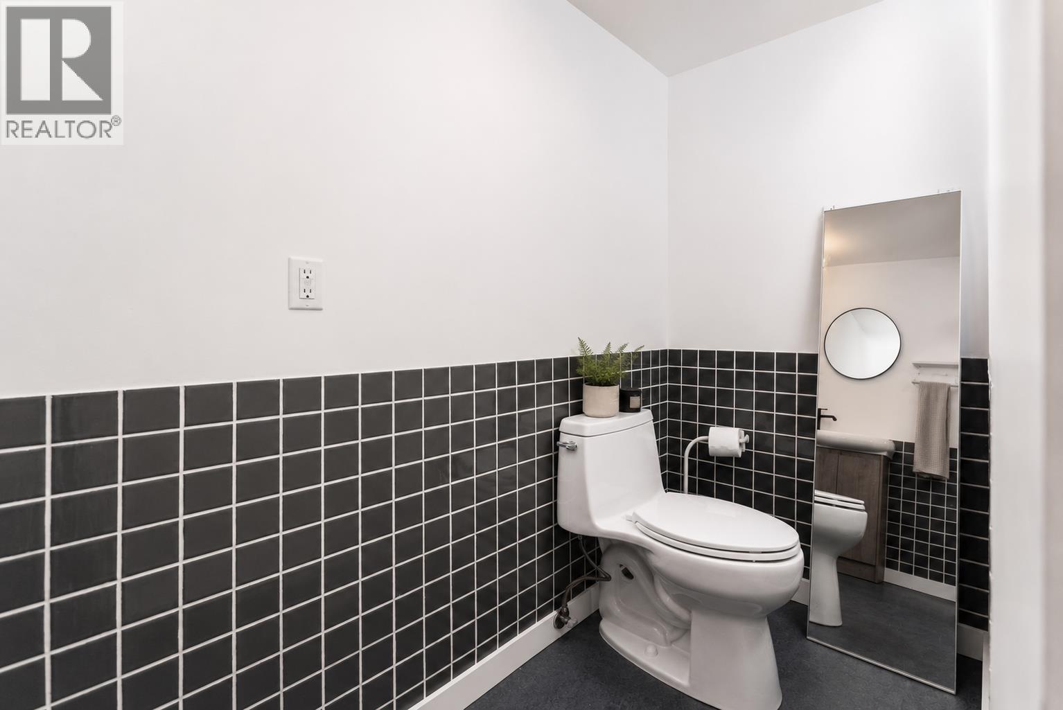 219 2910 E Pender Street, Vancouver, British Columbia  V5K 2C3 - Photo 34 - R3150615