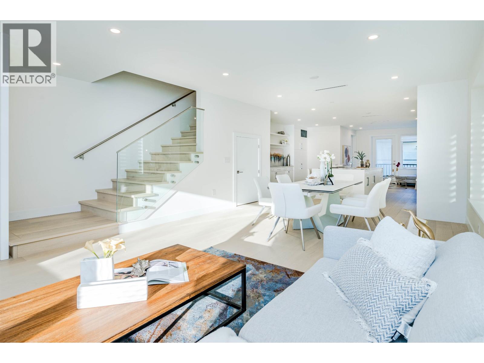 3321 W 37th Avenue, Vancouver, British Columbia  V6N 2V5 - Photo 2 - R3150646