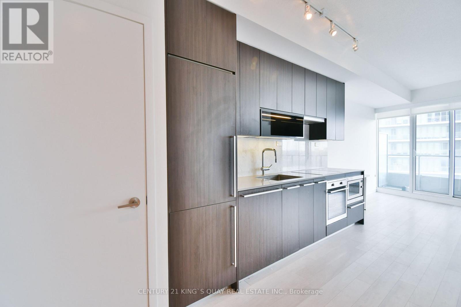 1206 - 115 Mcmahon Drive, Toronto, Ontario  M5B 2R3 - Photo 18 - C13597888