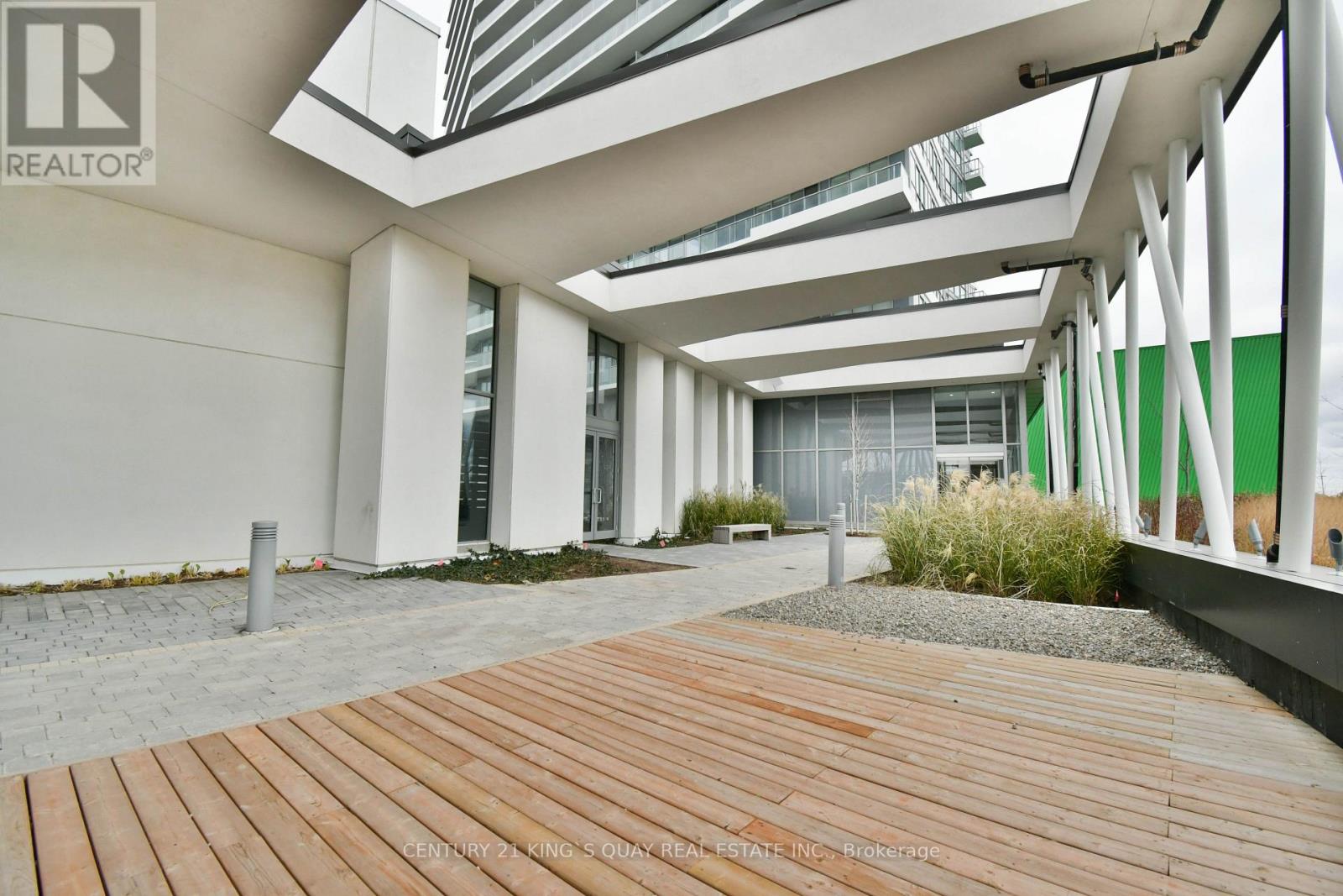1206 - 115 Mcmahon Drive, Toronto, Ontario  M5B 2R3 - Photo 12 - C13597888