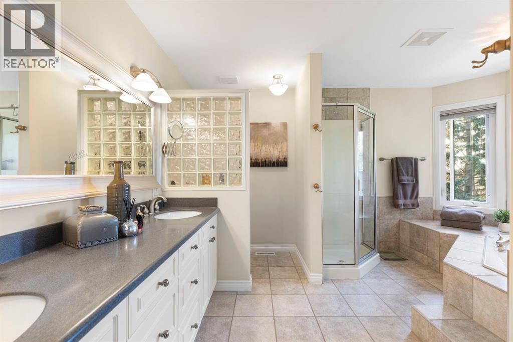 440 Coach Light Bay SW, Calgary, Alberta  T3H 1Z2 - Photo 22 - A2332924
