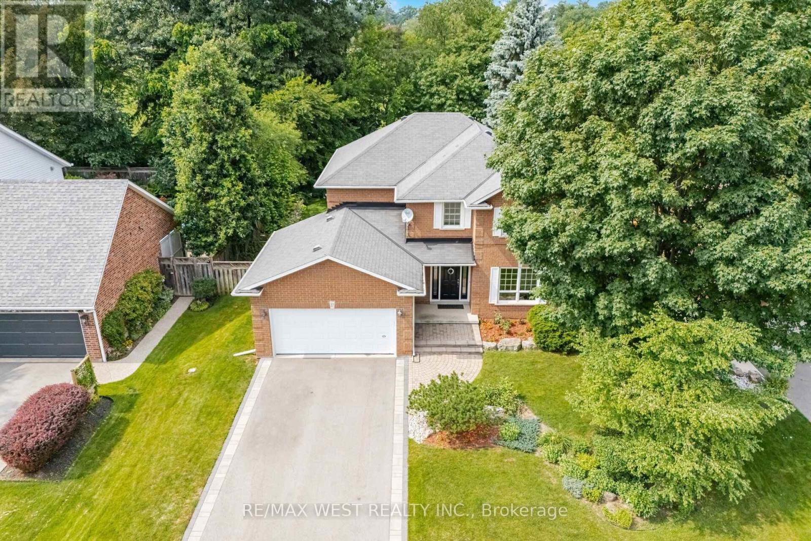 27 Norma Crescent, Hamilton, Ontario  L9G 4V8 - Photo 2 - X13614364