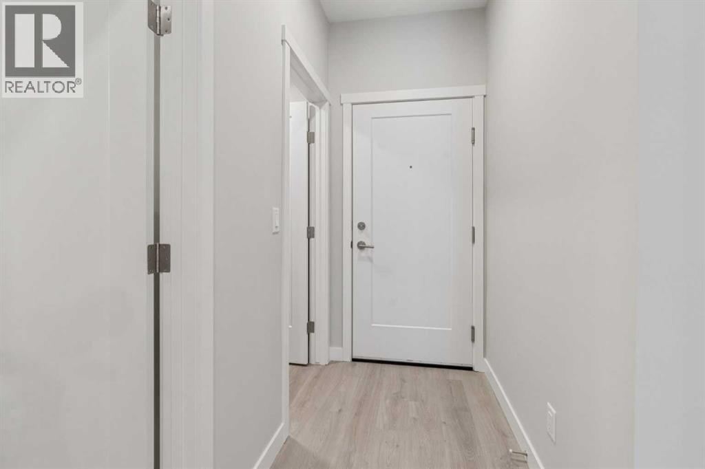 201, 655 Shawnee Square Sw, Calgary, Alberta  T2Y 1E3 - Photo 11 - A2301252