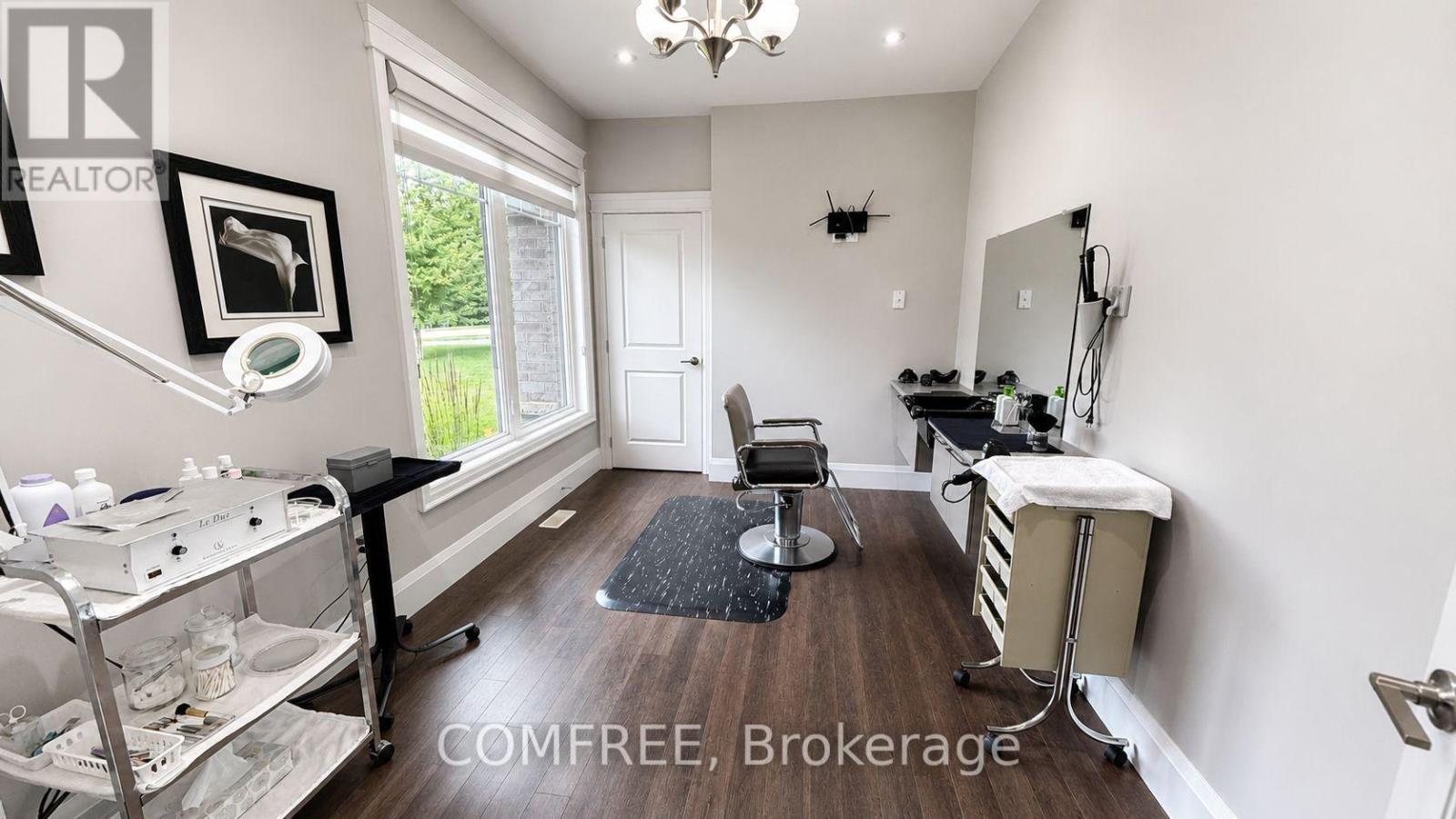 46 Marni Lane, Springwater, Ontario  L0L 2K0 - Photo 5 - S13614398