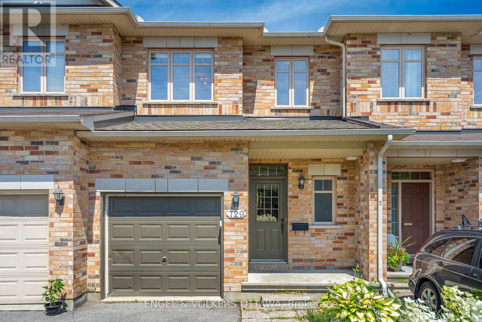 729 NAKINA WAY, Ottawa, Ontario