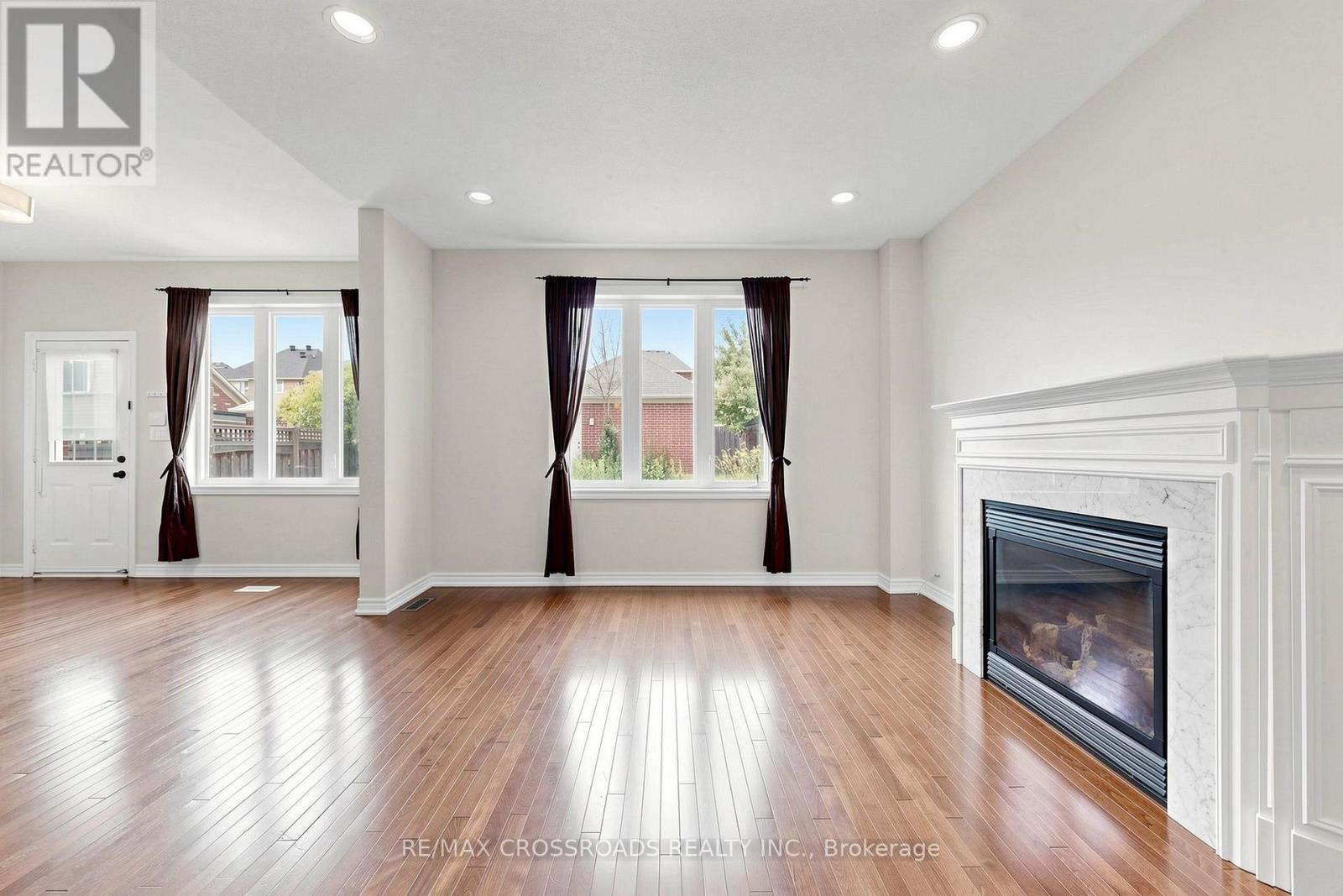 52 Dungannon Drive, Markham, Ontario  L6C 0K1 - Photo 11 - N13614432