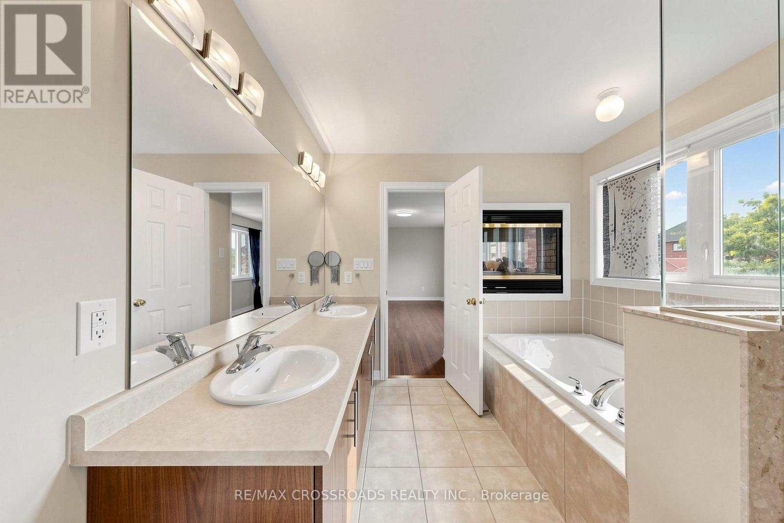 52 Dungannon Drive, Markham, Ontario  L6C 0K1 - Photo 20 - N13614432