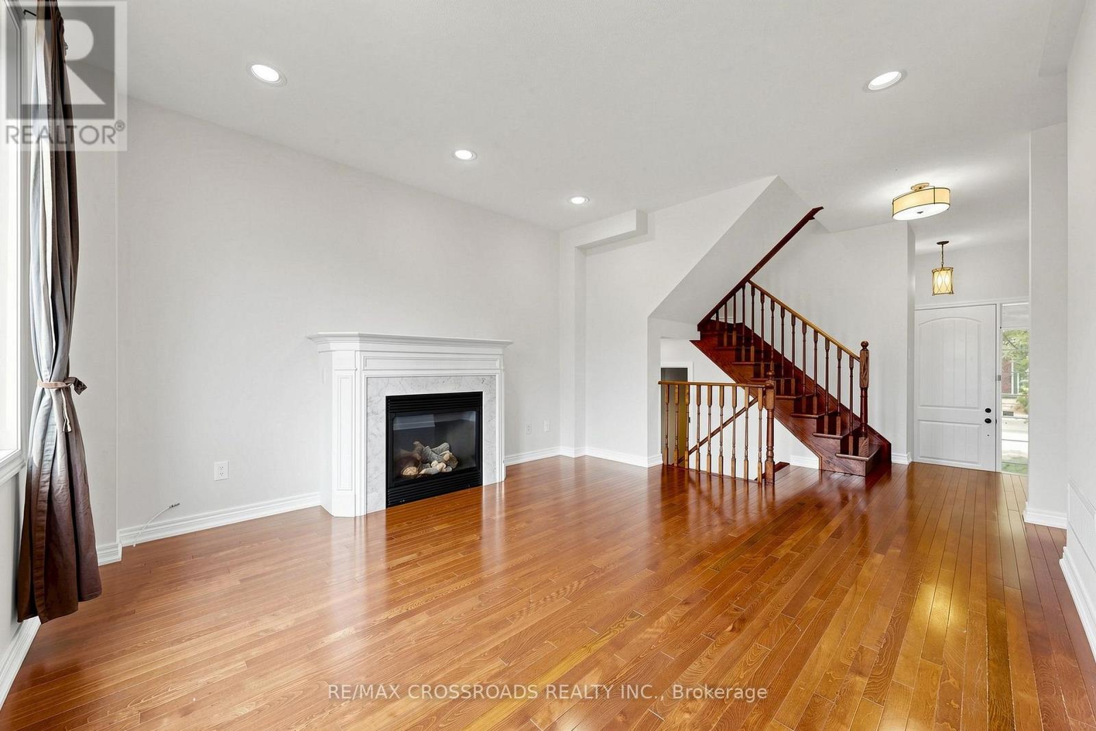 52 Dungannon Drive, Markham, Ontario  L6C 0K1 - Photo 8 - N13614432