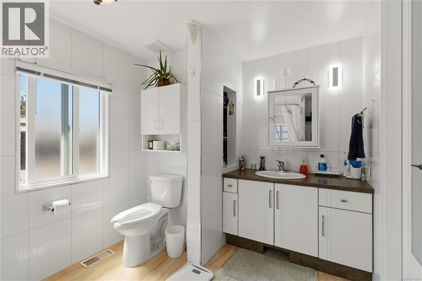 6 158 Cooper Rd, View Royal, British Columbia  V9A 7B3 - Photo 21 - 1044504