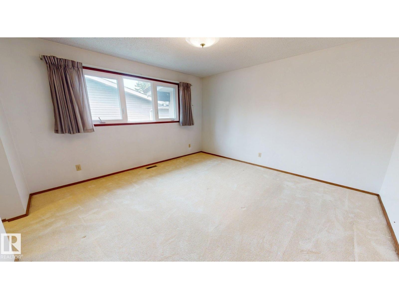 3536 105a St NW, Edmonton, Alberta  T6J 2K8 - Photo 9 - E4501059