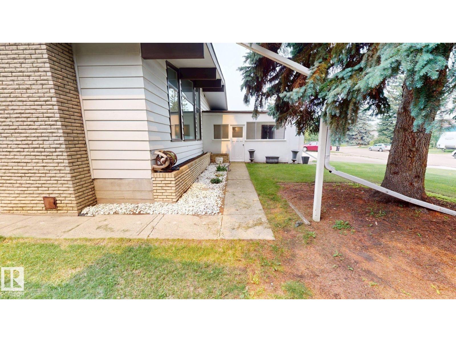 3536 105a St NW, Edmonton, Alberta  T6J 2K8 - Photo 35 - E4501059