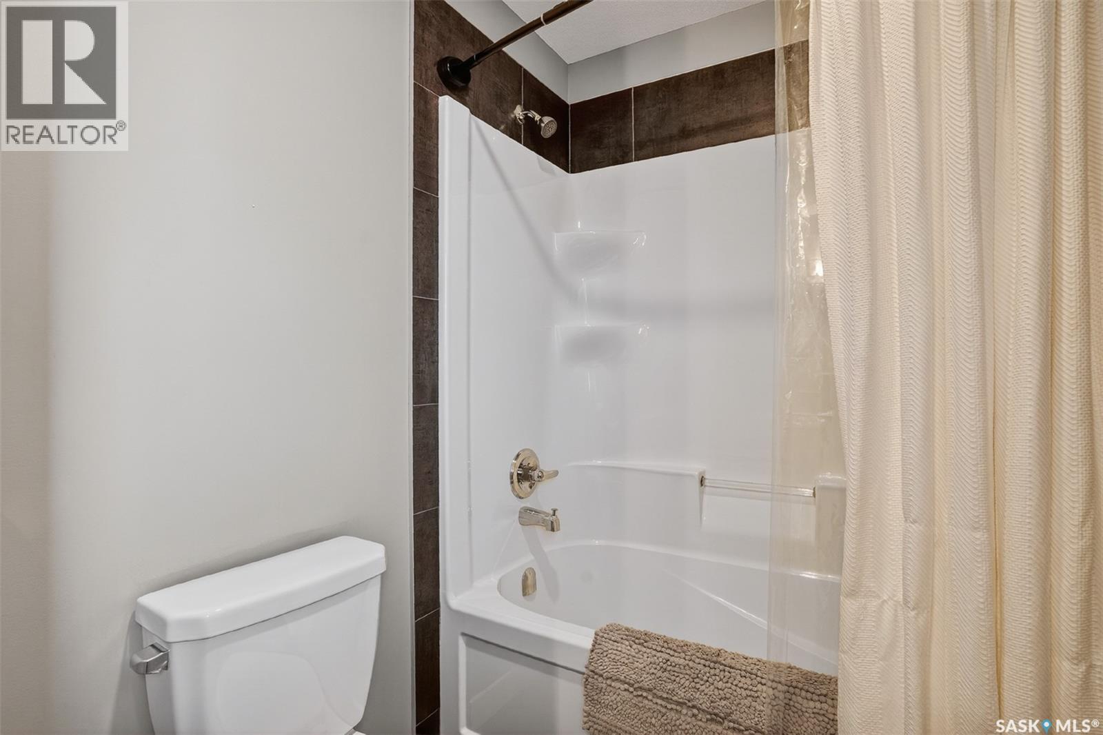 523 Redwood Crescent, Warman, Saskatchewan  S0K 4S2 - Photo 27 - SK043834