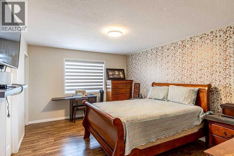 8389 Saddleridge Drive Ne, Calgary, Alberta  T3J 4W9 - Photo 18 - A2331440