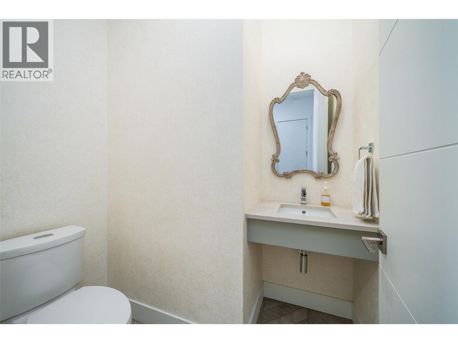 3567 Lakeshore Road, Kelowna, British Columbia  V1W 3K1 - Photo 46 - 10395108