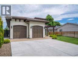3567 Lakeshore Road, Kelowna, British Columbia  V1W 3K1 - Photo 8 - 10395108