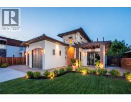 3567 Lakeshore Road, Kelowna, British Columbia  V1W 3K1 - Photo 3 - 10395108