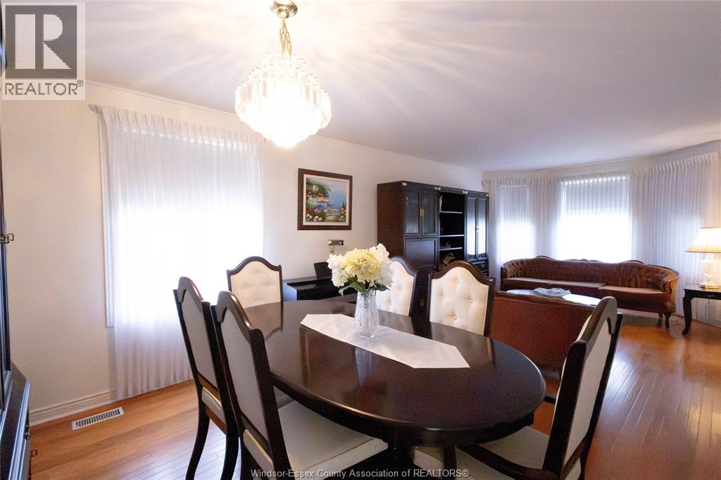 2485 Youngstown Street, Windsor, Ontario  N9E 4L7 - Photo 10 - 26018183