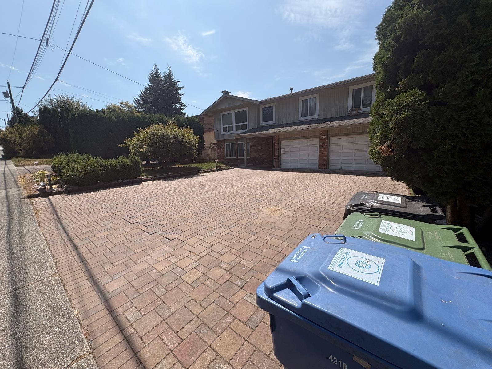 2755 Springhill Street, Abbotsford, British Columbia  V2T 3V8 - Photo 2 - R3150150