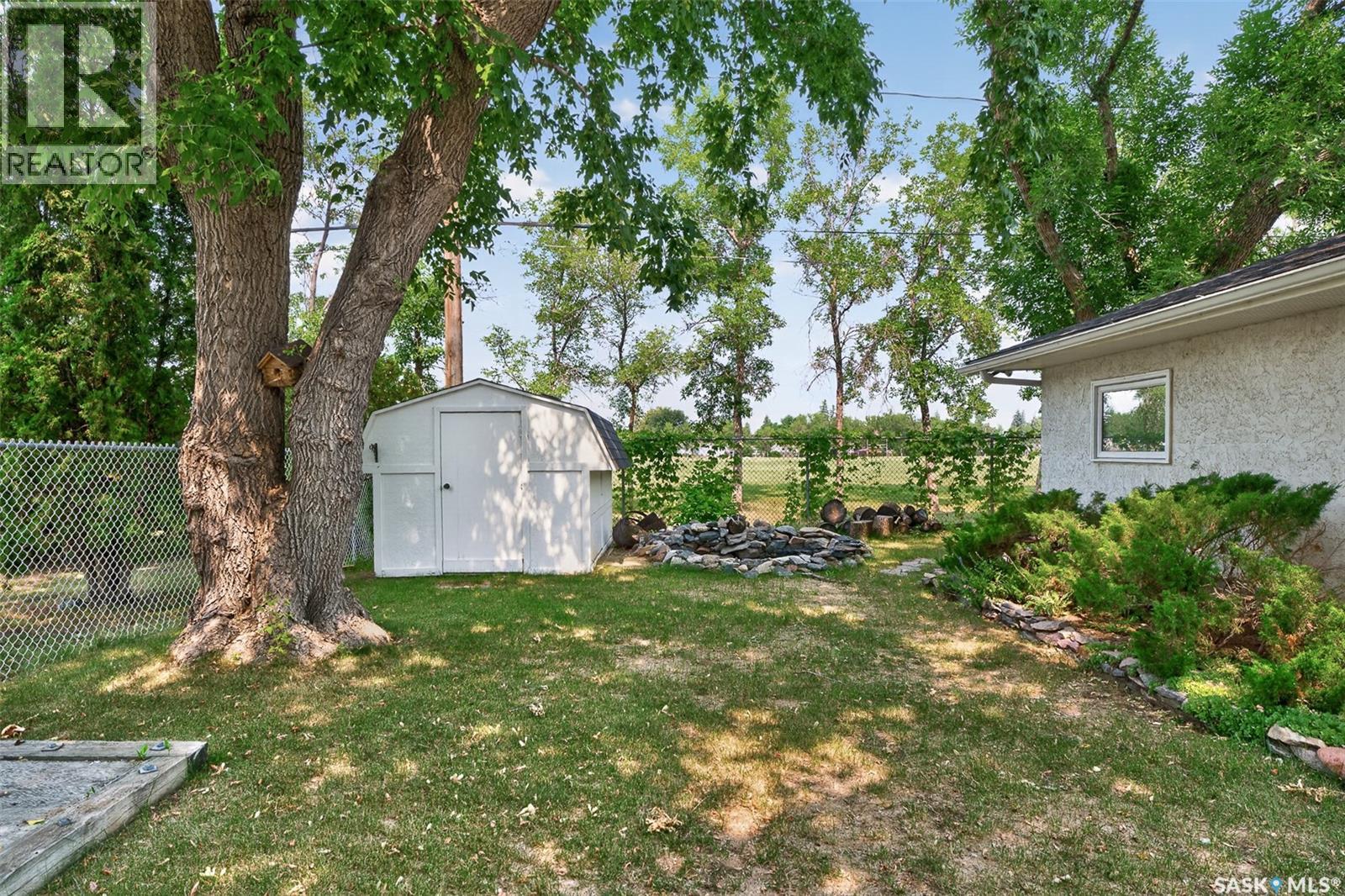 1246 Carleton Street, Moose Jaw, Saskatchewan  S6H 3A6 - Photo 51 - SK043924