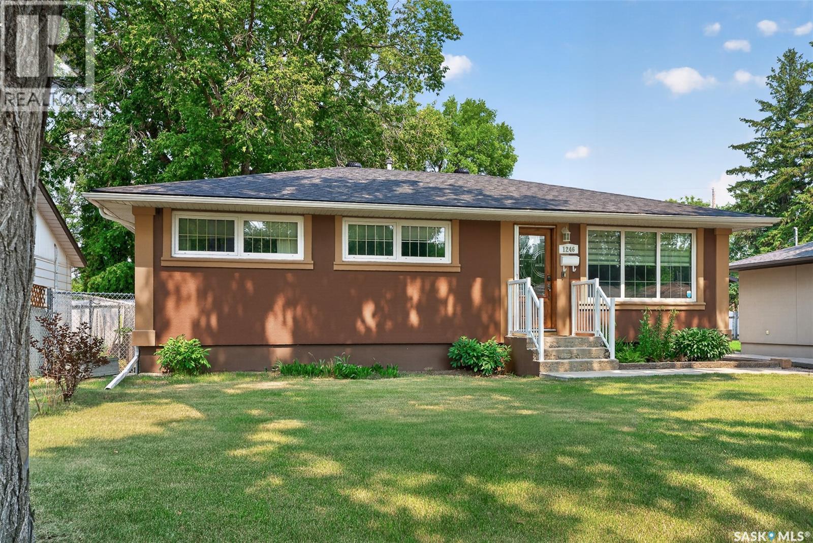 1246 Carleton Street, Moose Jaw, Saskatchewan  S6H 3A6 - Photo 61 - SK043924