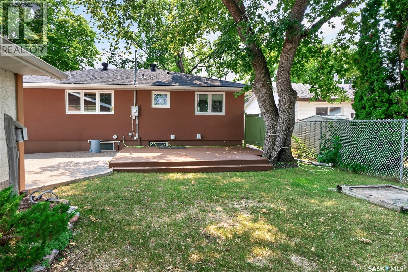 1246 Carleton Street, Moose Jaw, Saskatchewan  S6H 3A6 - Photo 55 - SK043924