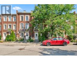8 JIM BAIRD MEWS, Toronto, Ontario