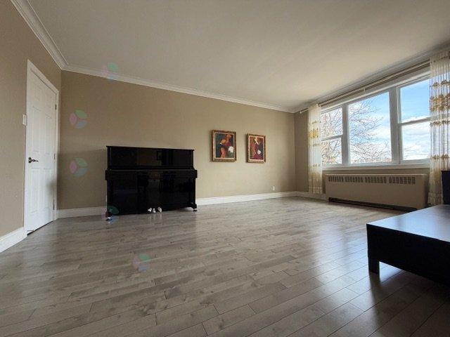5870-5874 Av. McShane Montréal (Côte-des-Neiges/Notre-Dame-de-Grâce) Quebec Canada H3S2G3 5