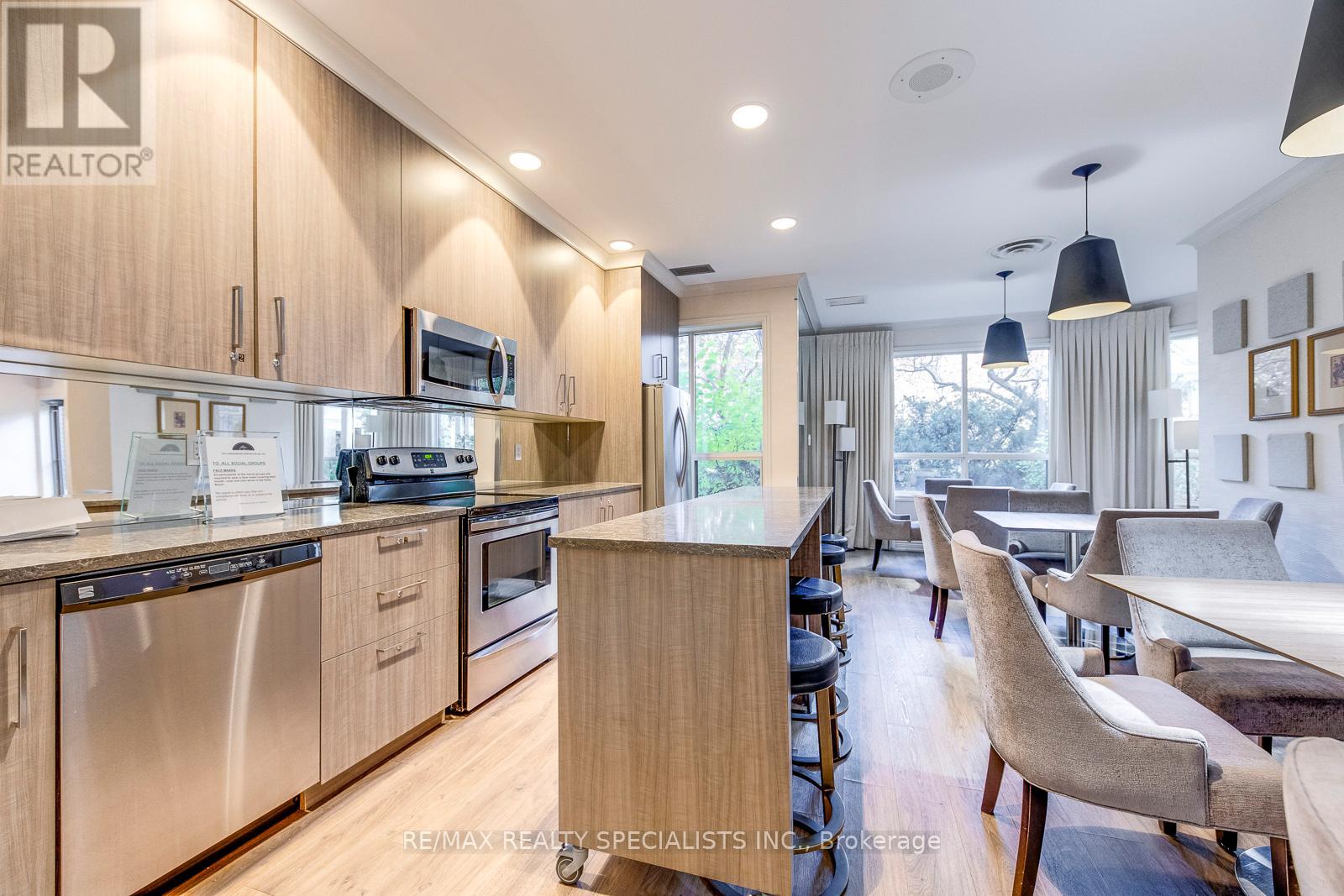 1002 - 55 Kingsbridge Garden Circle, Mississauga, Ontario  L5R 1Y1 - Photo 47 - W13018578