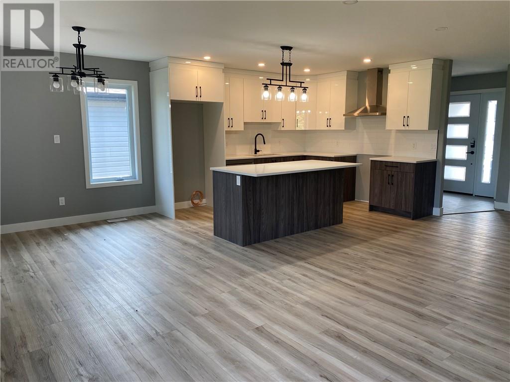 144 Meadowbrook Road Unit# Main Floor, Azilda, Ontario  P0M 1B0 - Photo 4 - 2129504