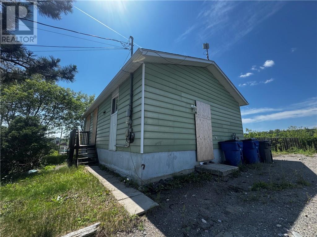 8 Park Street, Cobalt, Ontario  P0J 1C0 - Photo 2 - 2129441