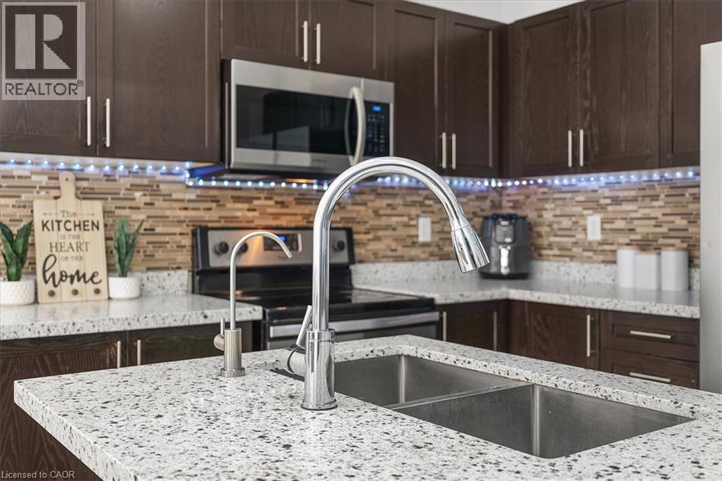655 Murray Meadows Place, Clarke, Ontario  L9T 8L9 - Photo 9 - 40851808