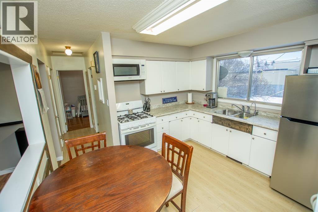 9321 101 Avenue, Grande Prairie, Alberta  T8W 0W5 - Photo 5 - A2313287