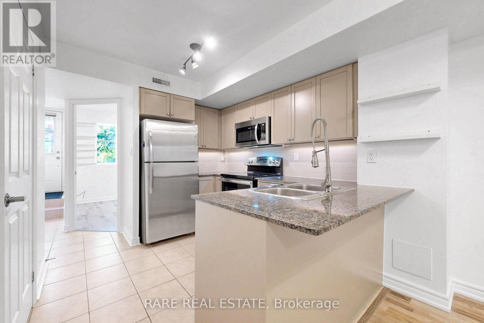 140 - 21 Ruttan Street, Toronto, Ontario  M6P 0A1 - Photo 19 - C13614514