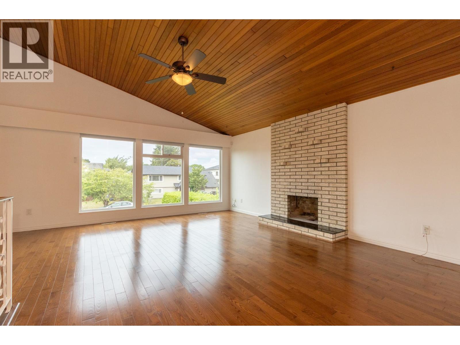 10620 Seaham Crescent, Richmond, British Columbia  V7A 3Y7 - Photo 5 - R3146614