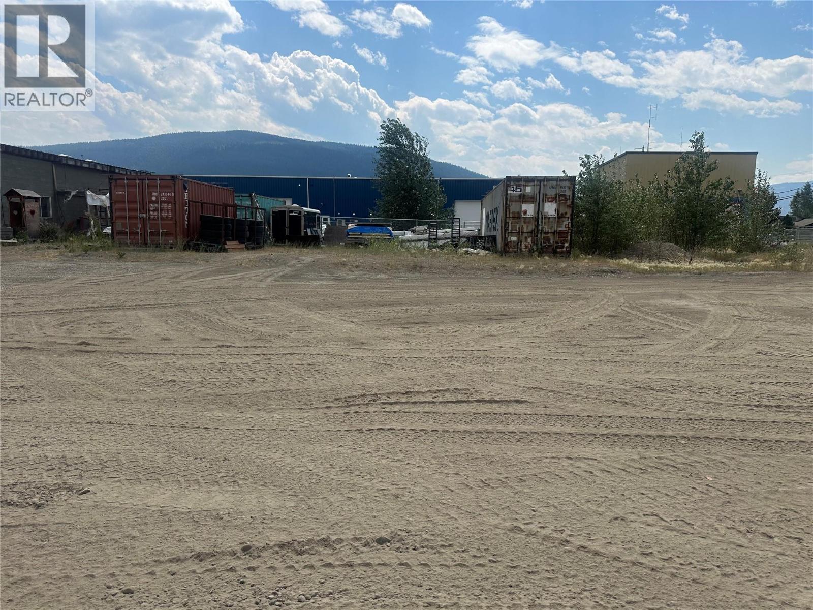 1811 Shuswap Avenue, Lumby, British Columbia  V0E 2G0 - Photo 3 - 10395723
