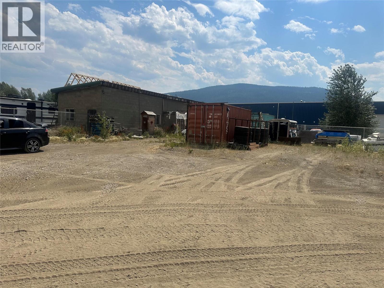 1811 Shuswap Avenue, Lumby, British Columbia  V0E 2G0 - Photo 2 - 10395723