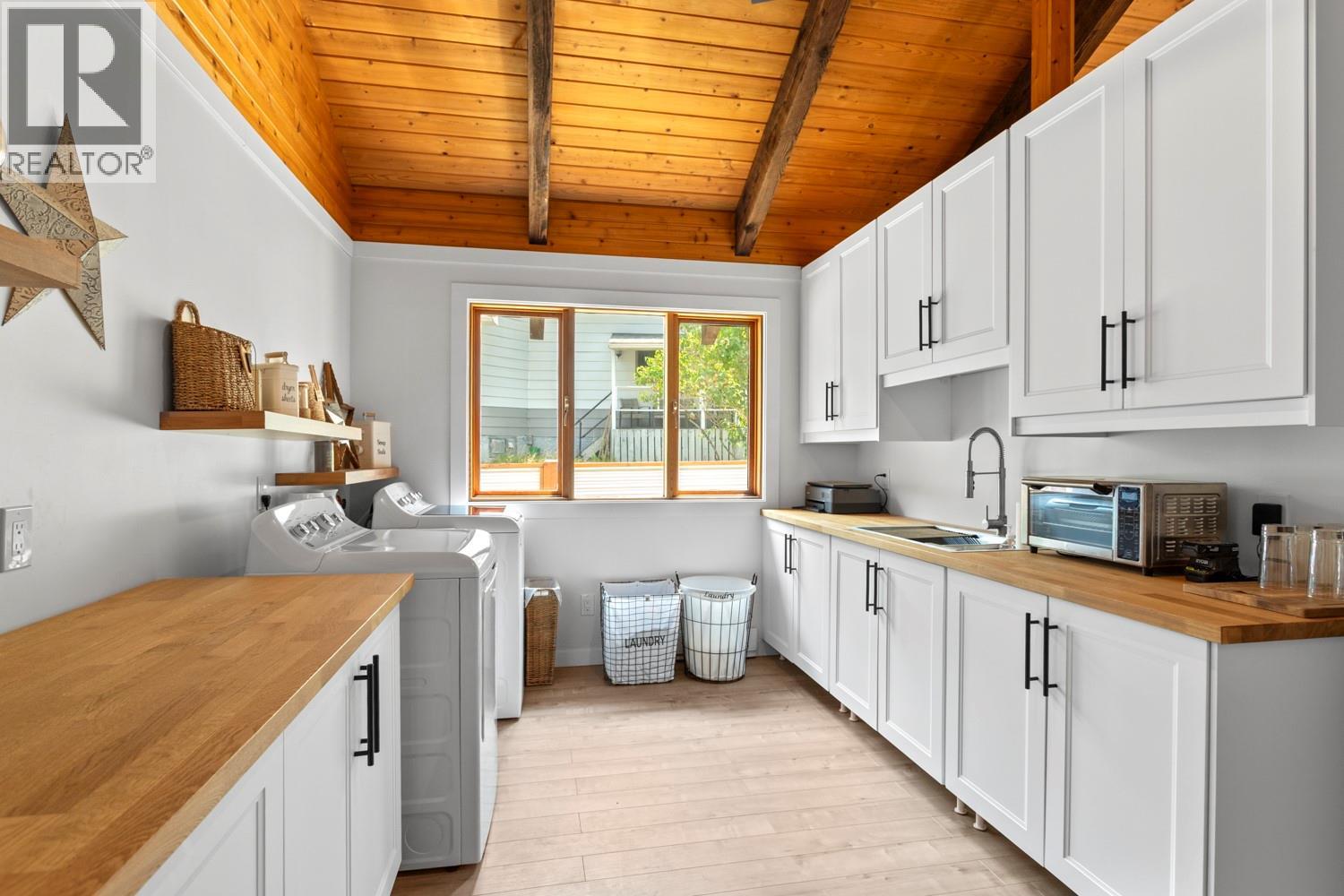 10215 Twin Bays Road, Twin Bays, British Columbia  V0B 1A1 - Photo 25 - 10396001