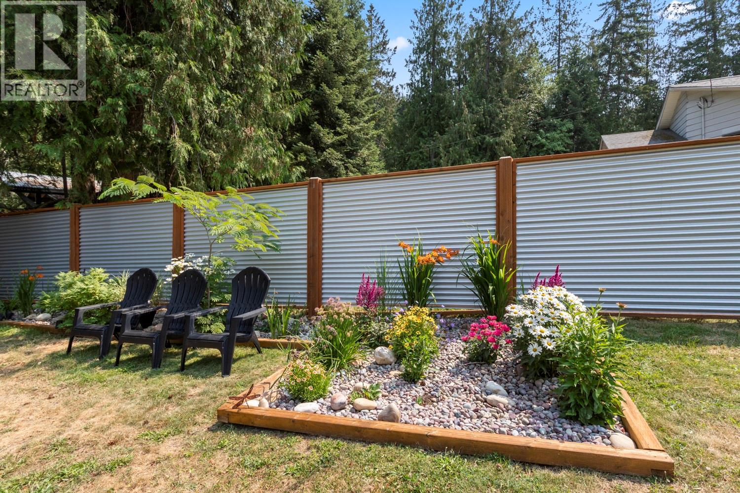 10215 Twin Bays Road, Twin Bays, British Columbia  V0B 1A1 - Photo 39 - 10396001