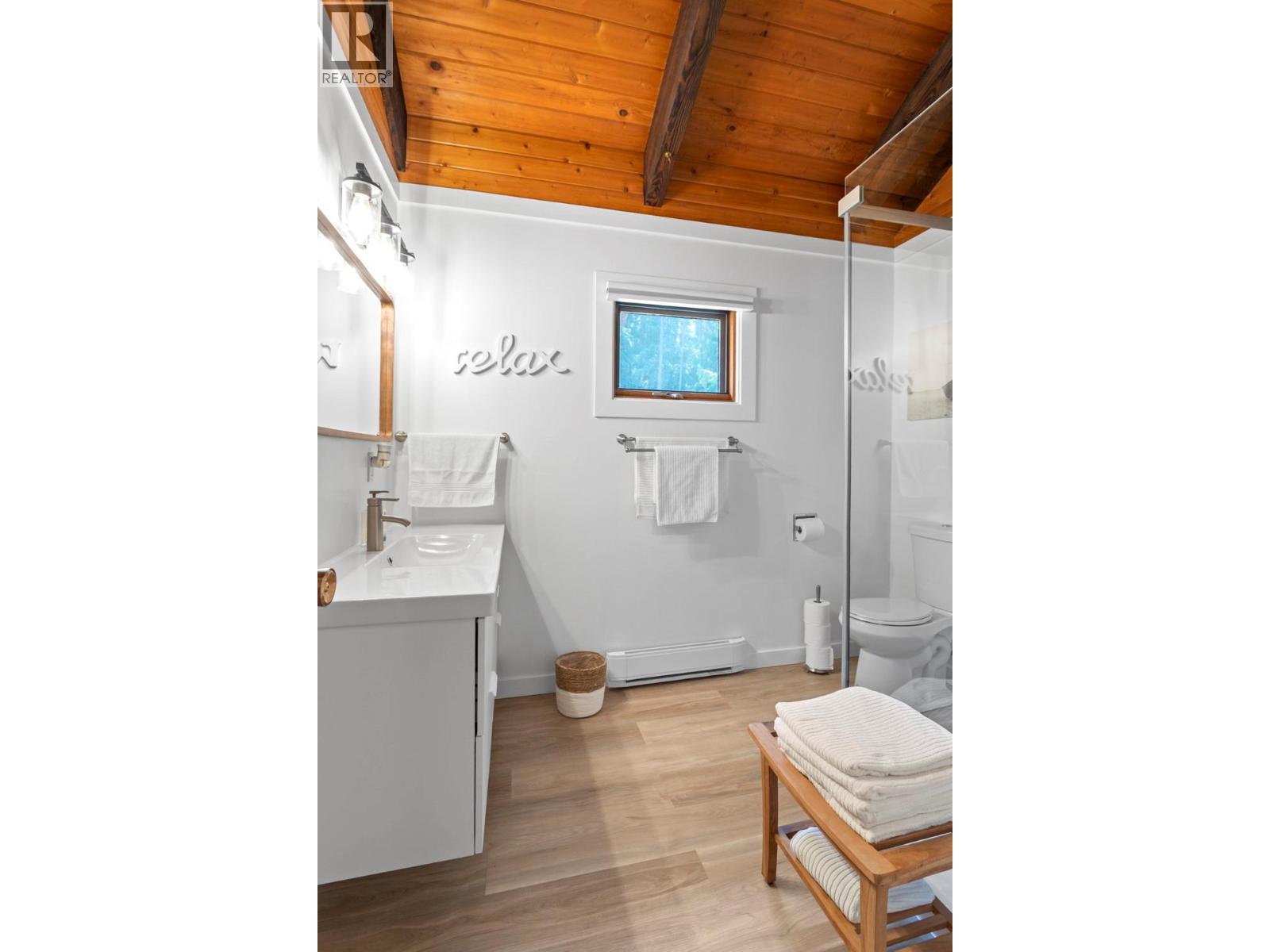 10215 Twin Bays Road, Twin Bays, British Columbia  V0B 1A1 - Photo 12 - 10396001