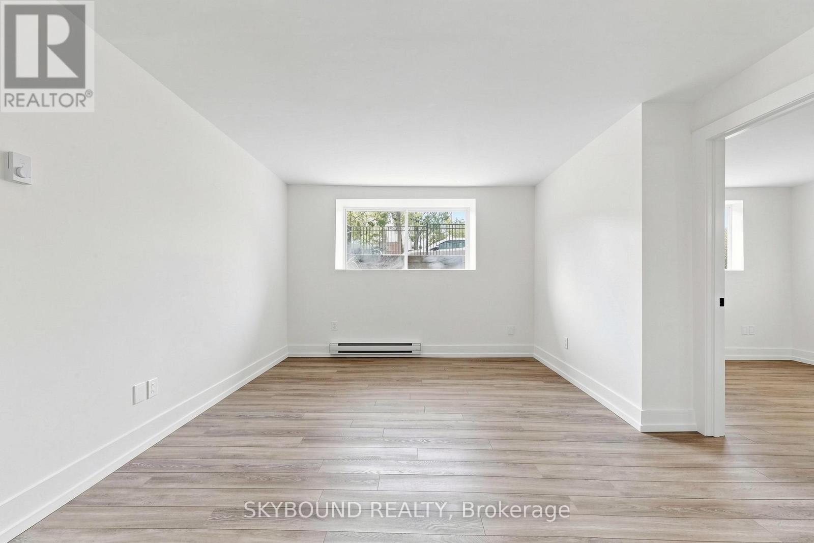 B - 139 Wineva Avenue, Toronto, Ontario  M4E 2T3 - Photo 3 - E13614524
