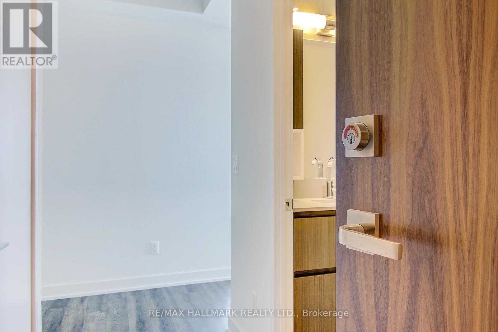804 - 15 Baseball Place, Toronto, Ontario  M4M 0E6 - Photo 34 - E13614558