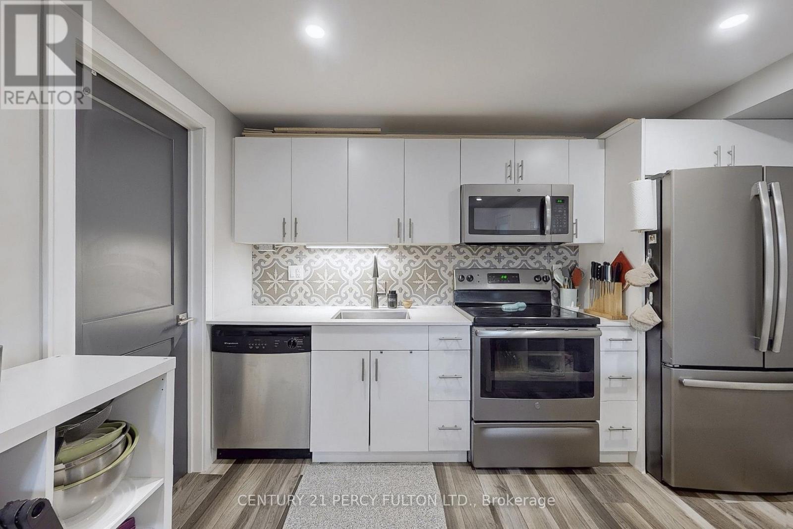 Lower Level - 84 Wiley Avenue, Toronto, Ontario  M4J 3W6 - Photo 6 - E13614564