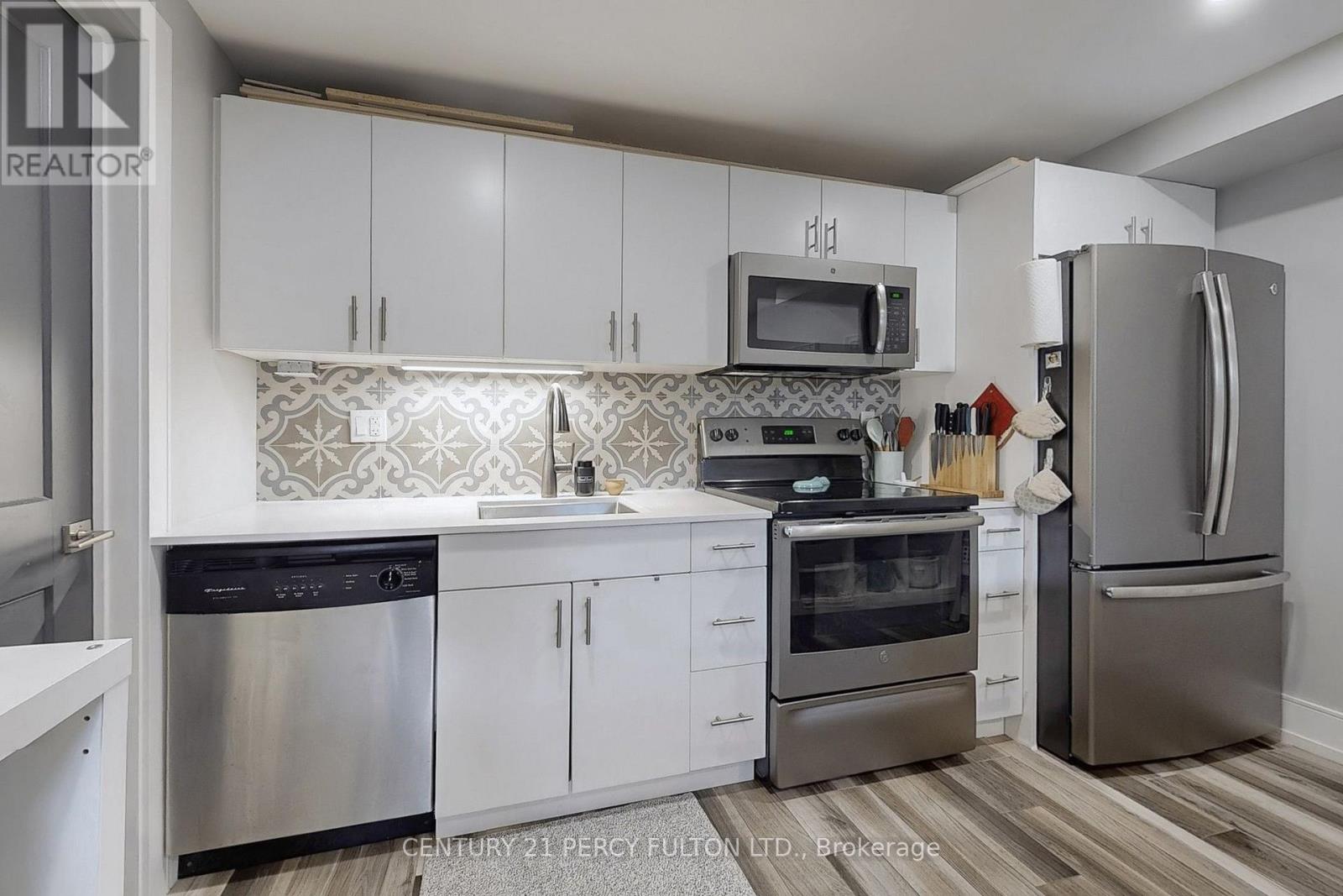 Lower Level - 84 Wiley Avenue, Toronto, Ontario  M4J 3W6 - Photo 7 - E13614564