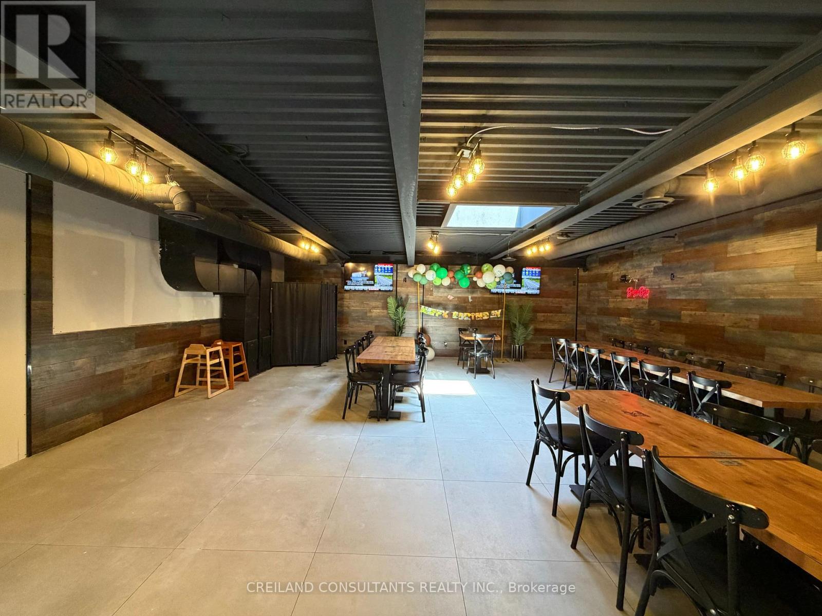 C104 & C105 (2nd Floor) - 55 Lebovic Avenue, Toronto (Clairlea-Birchmount), Ontario  M1L 0H2 - Photo 4 - E13614580