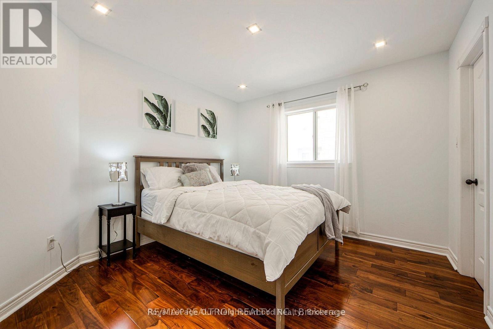 Upper - 269 Treasure Road E, Vaughan, Ontario  L6A 3K8 - Photo 3 - N13614466