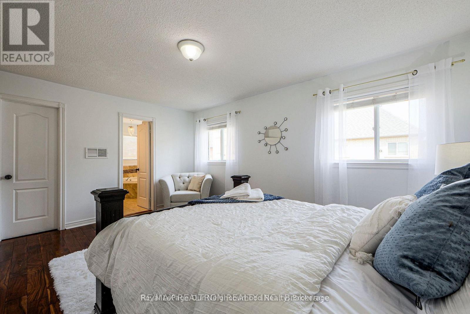 Upper - 269 Treasure Road E, Vaughan, Ontario  L6A 3K8 - Photo 9 - N13614466