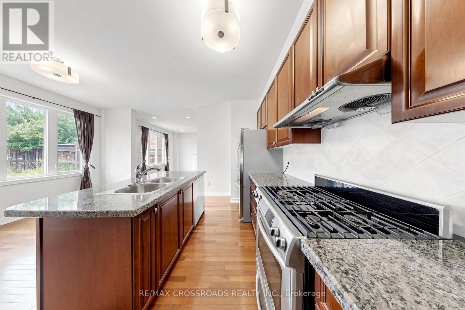 52 Dungannon Drive, Markham, Ontario  L6C 0K1 - Photo 14 - N13614474