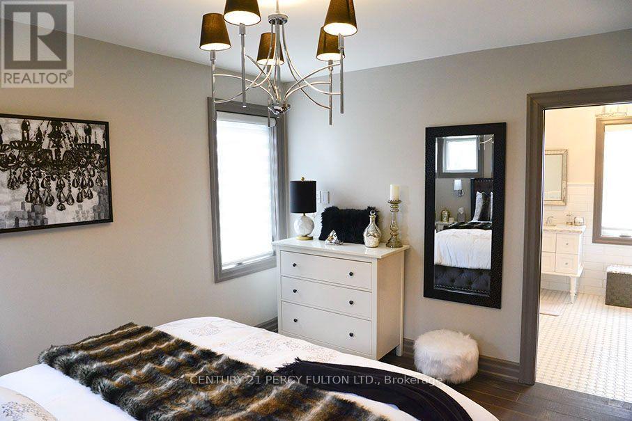 Coach House - 44 Hawkridge Avenue, Markham, Ontario  L3P 1V9 - Photo 11 - N13614486