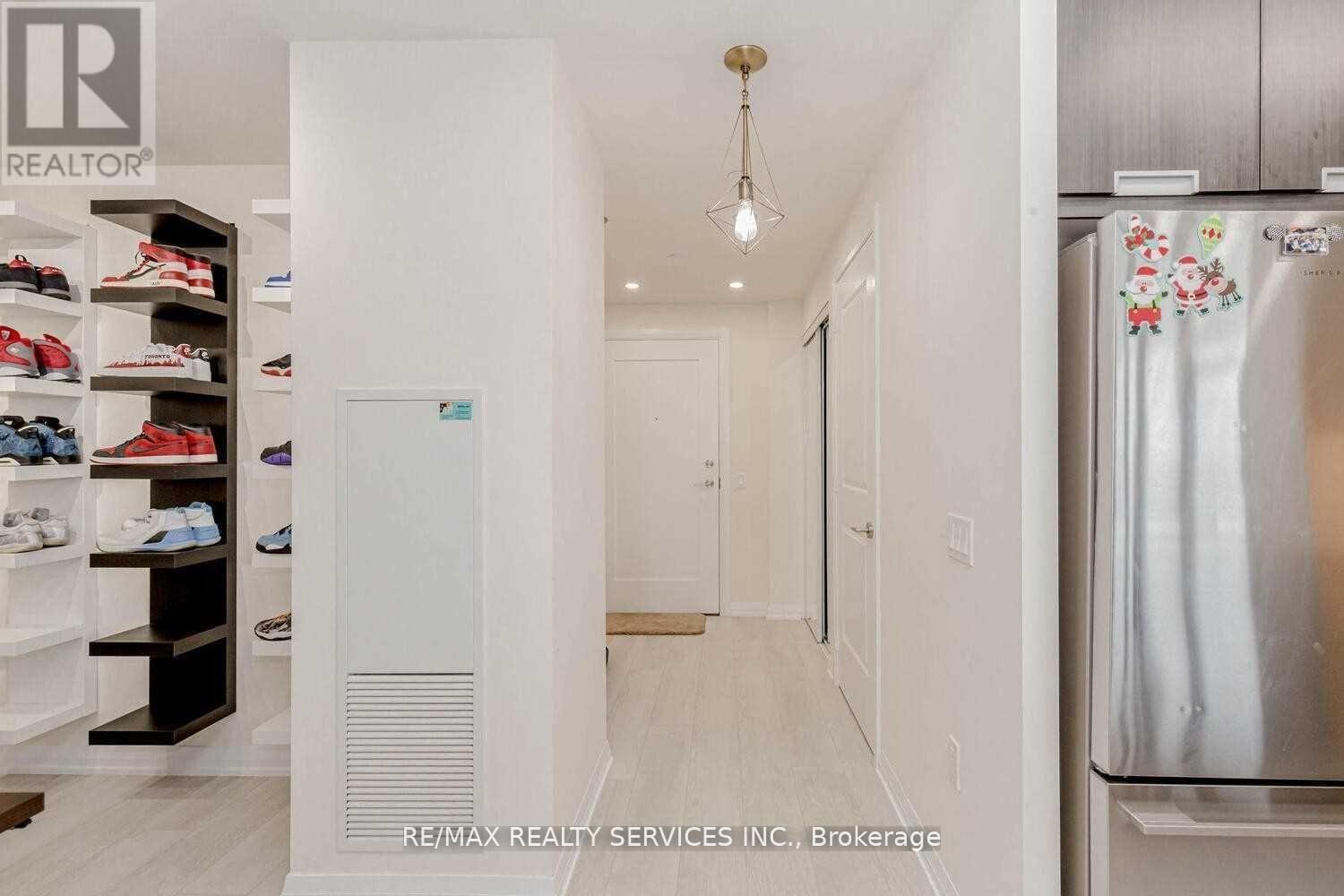 2517 - 35 Watergarden Drive, Mississauga, Ontario  L5R 0G8 - Photo 14 - W13614460